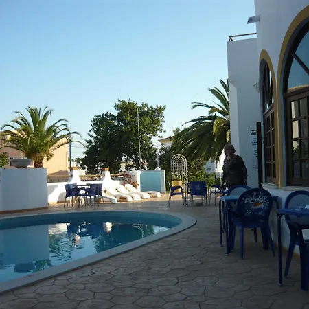 Hotell Agua Marinha Rosa- 3*