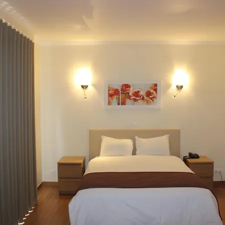 Agua Marinha Rosa- 3*