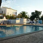 호텔 Agua Marinha Rosa- 3*