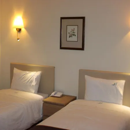 Otel Agua Marinha Rosa-