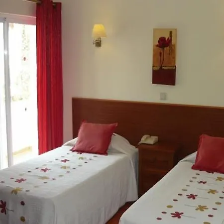 Agua Marinha Rosa- Otel Albufeira